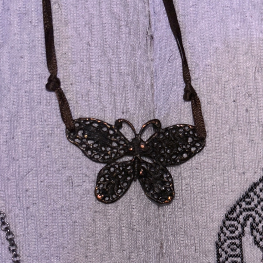 Necklaces - Picture 8 of 8